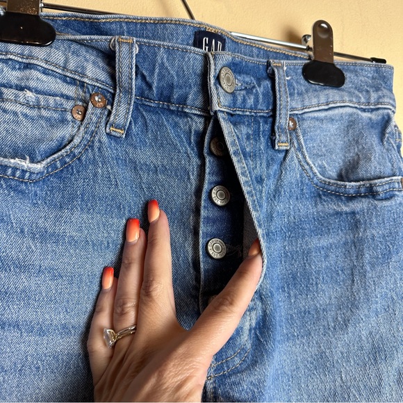 Gap | The Cheeky Straight Leg Jean in Light Vintage Wash Women’s Size 0 / 25 - Picture 8 of 15